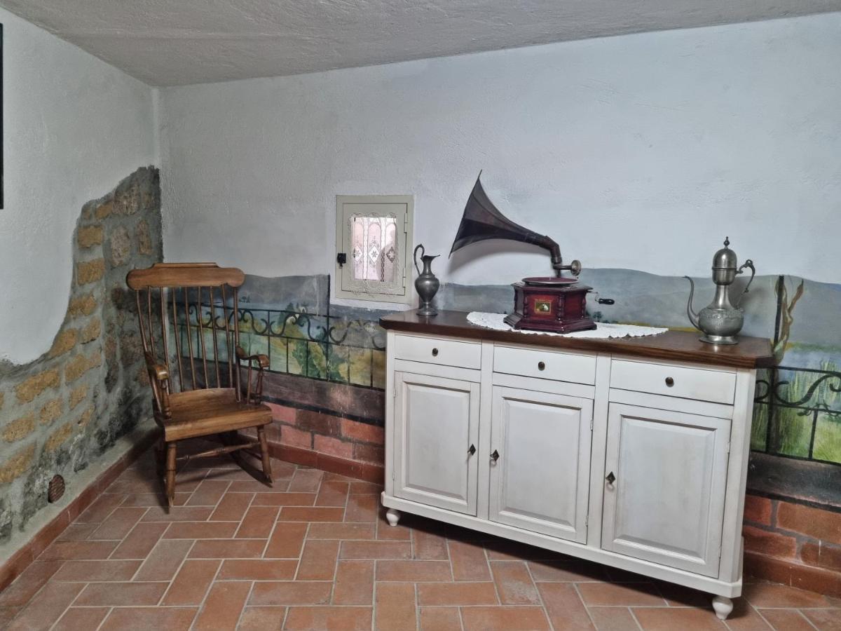 Casa Vacanze Nives トゥスカーニア エクステリア 写真