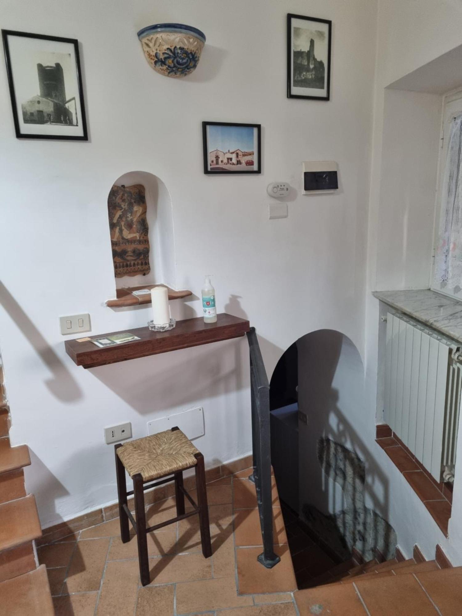 Casa Vacanze Nives トゥスカーニア エクステリア 写真